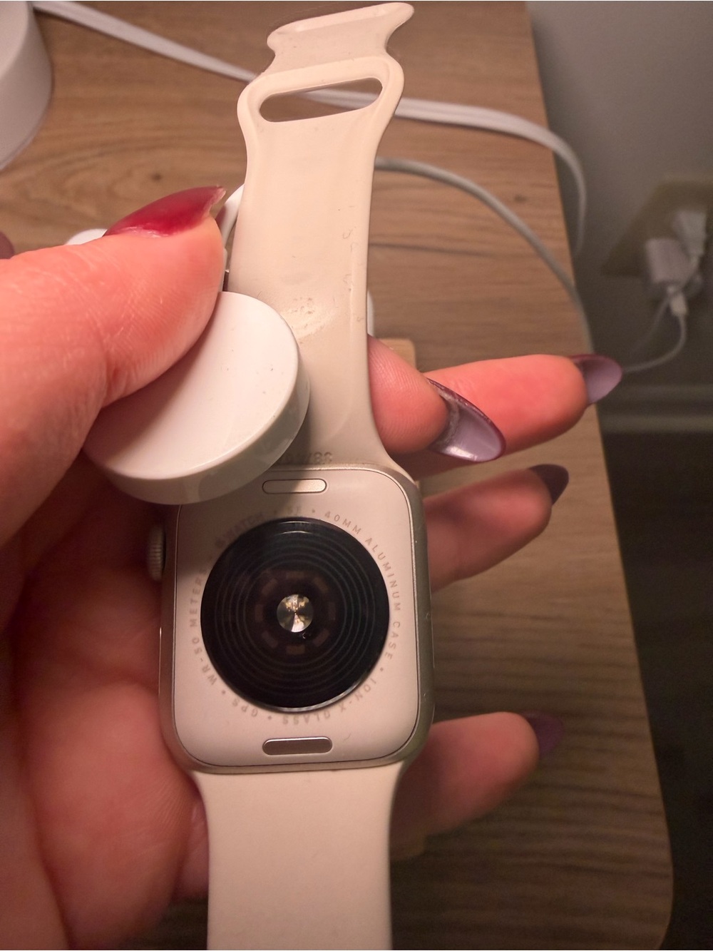 Preowned Apple Watch SE 40mm (2nd Gen, GPS) - Picture 5 of 5